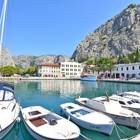 Apartments Mira Omiš Exterior foto